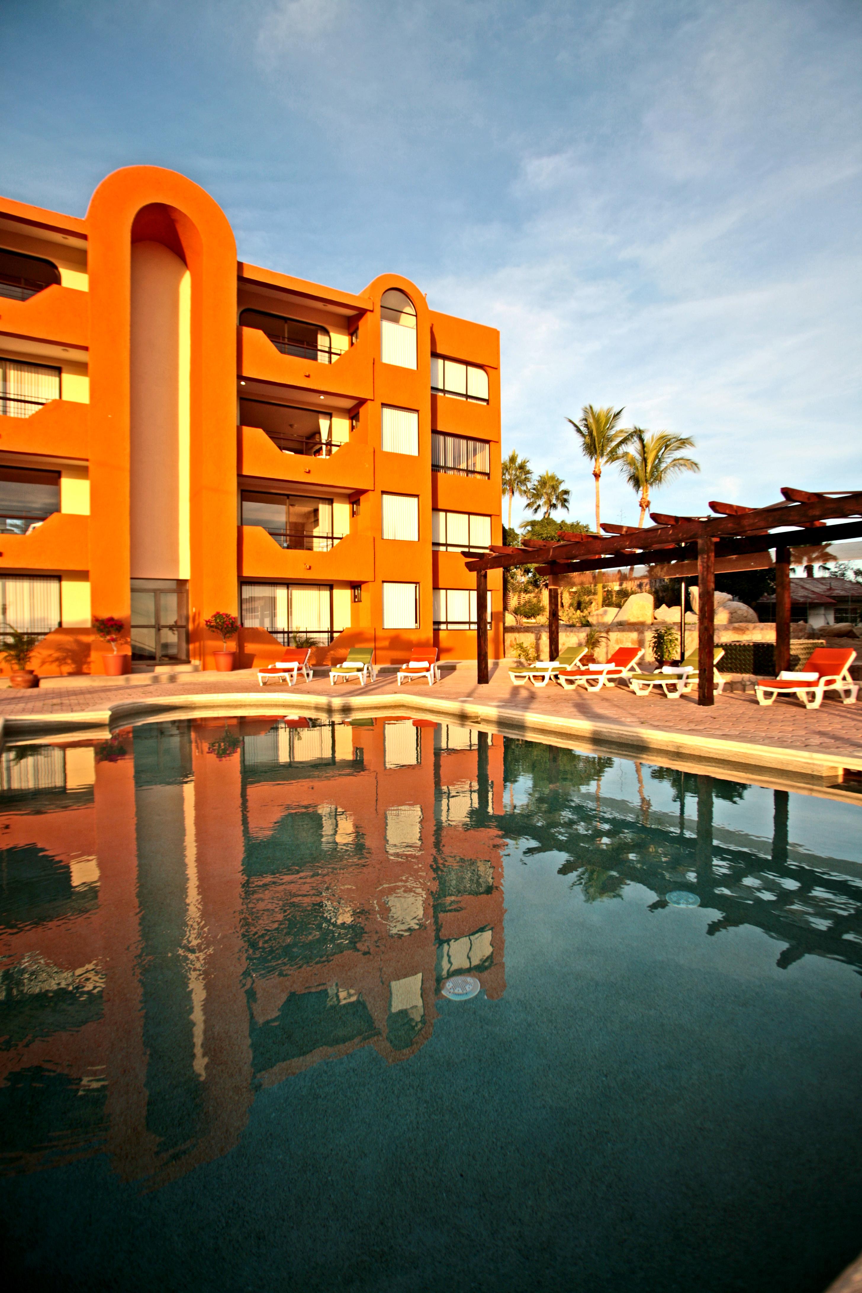 Sunrock Hotel & Suites Cabo San Lucas Buitenkant foto