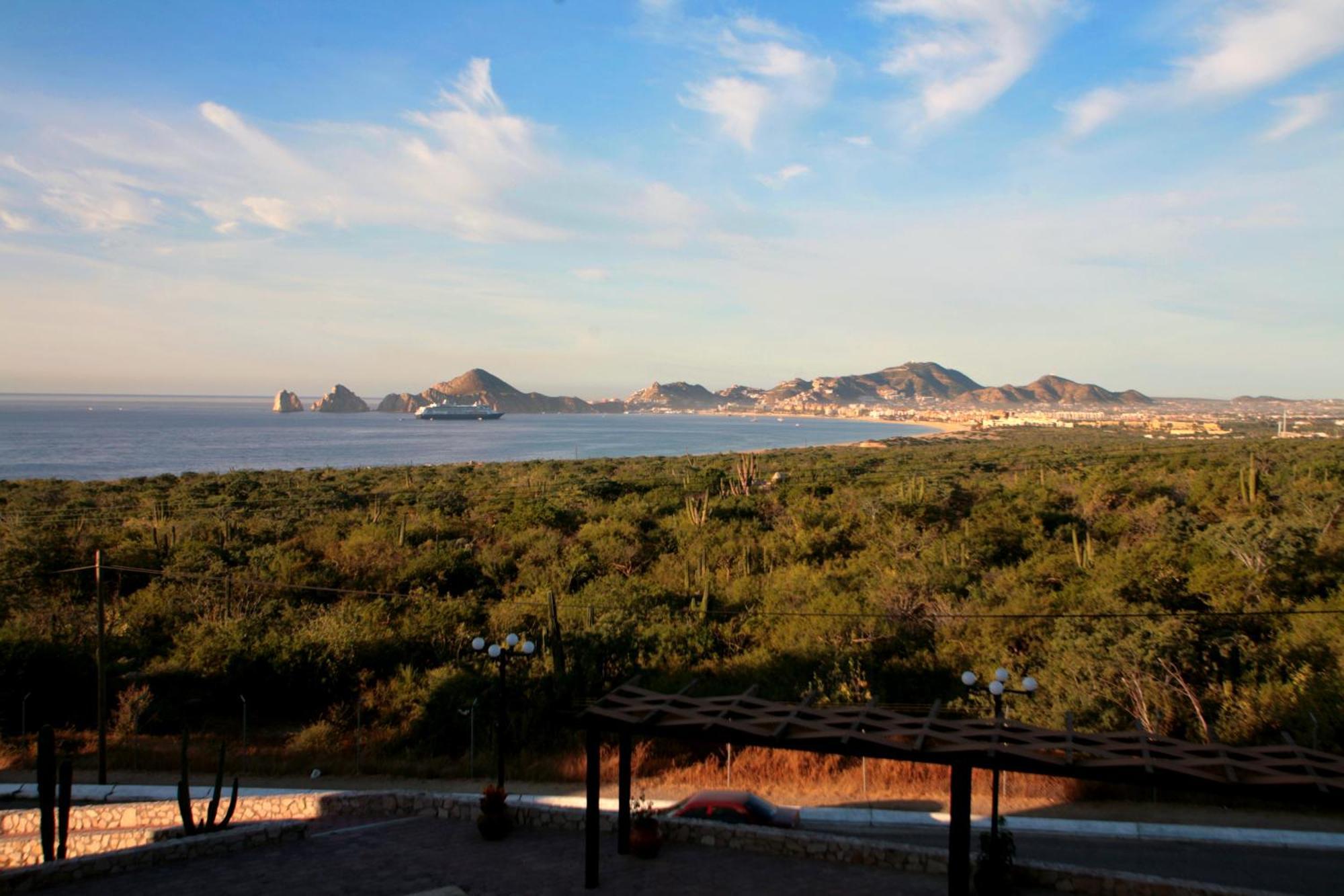 Sunrock Hotel & Suites Cabo San Lucas Buitenkant foto